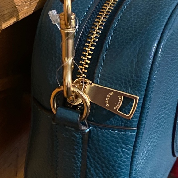 Coach Aqua Leather Crossbody Dempsey Camera Bag with removable strap - Picture 10 of 10